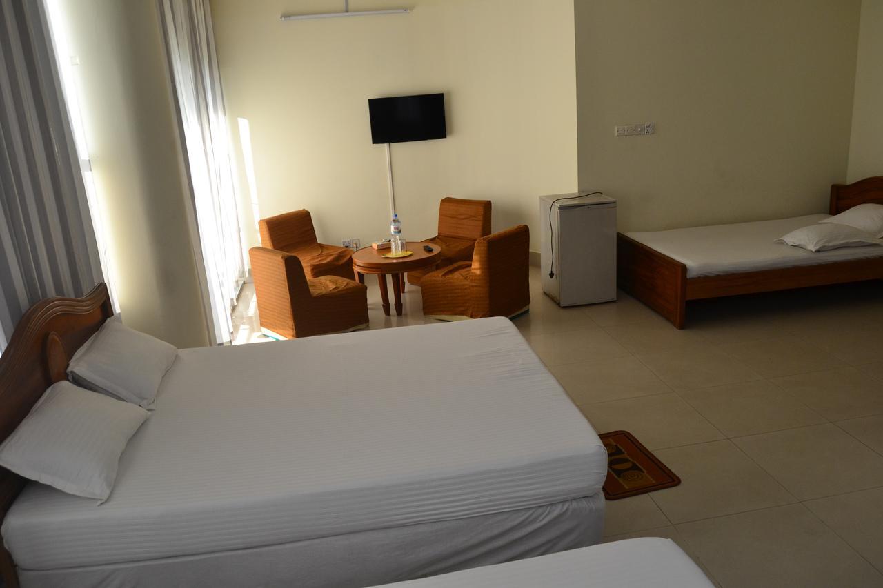 Hotel Marine Plaza Cox's Bazar Exterior photo